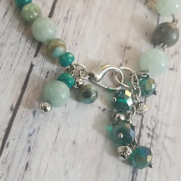 Cracked aqua, grey, green, silver beaded bracelet - Picture 3 of 8